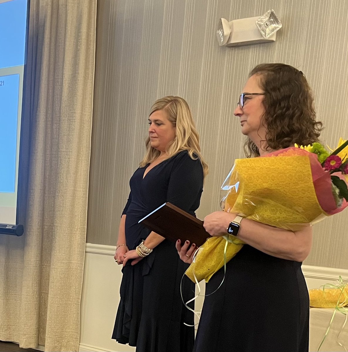 lexingtonnurses's tweet image. Congratulations to Sara Lee from Arlington Public Schools Ashe accepts the Massachusetts School Nurse of the Year Award! ⁦@MSNOmass⁩ ⁦@apsnurseleader⁩ ⁦⁦@kathhassey⁩ ⁦@cathryn_hampson⁩