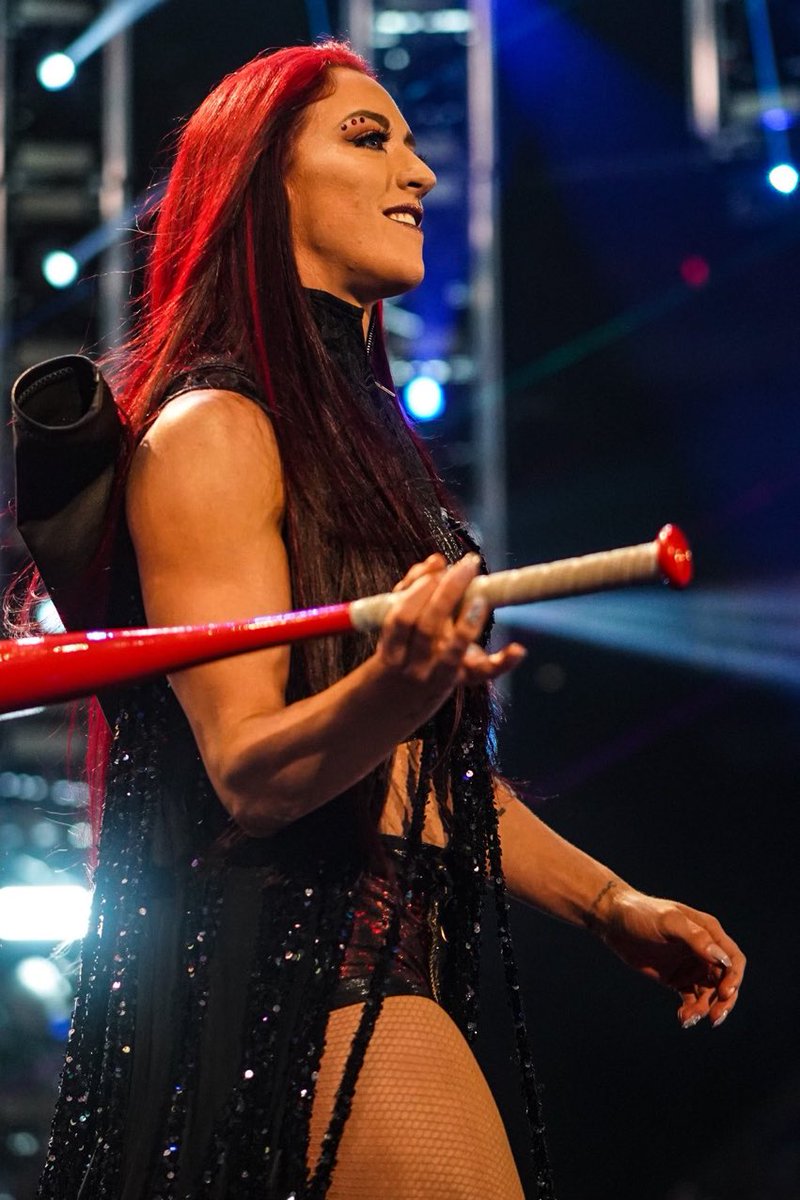 Credit to @kimberlasskick for the picture 

Kay Lee Ray 😍 #WWENXT #StandAndDeliver #KayLeeRay #TheForeverChampion #beautiful