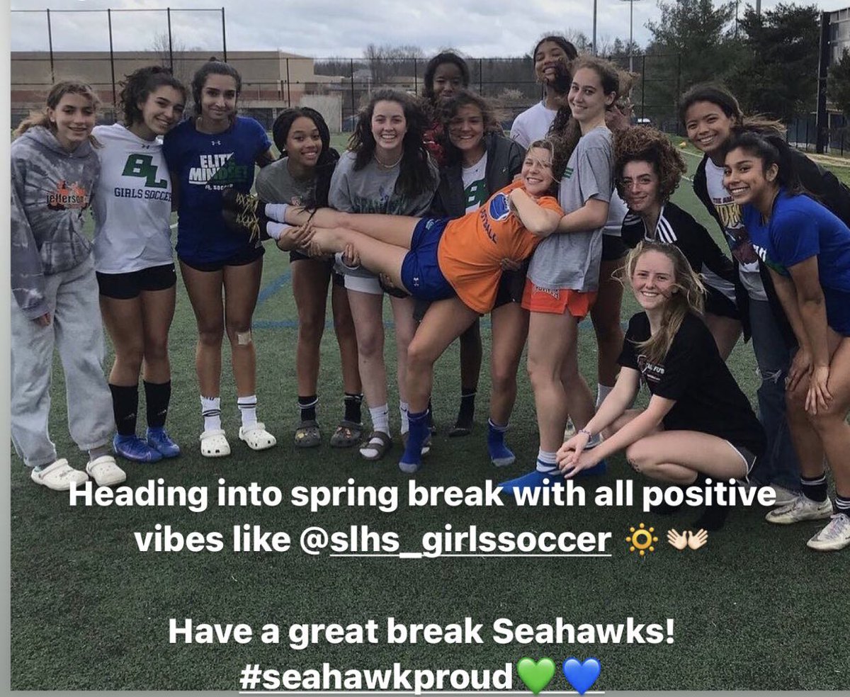 SeahawkBoosters's tweet photo. Heading into spring break with all positive vibes like @SLHS_gsoc 🔅👐🏻 Have a great break Seahawks! #seahawkproud💚💙 

🗓🚨Catch us back on the pitch:

4/12 vs Chantilly
JV 5:45 &amp; Varsity 7:15
 #markyourcalendars https://t.co/3Zq5c0056S