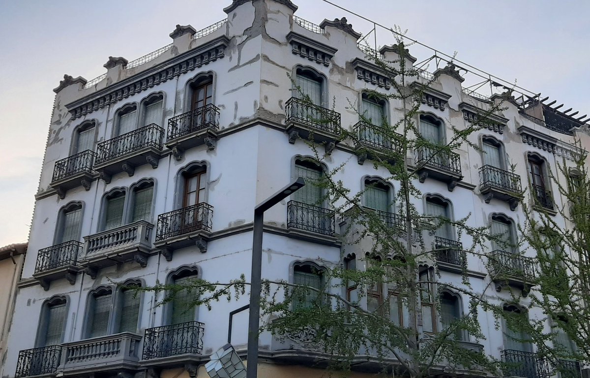 KerakollMiguelC's tweet photo. ¿NECESITAS REPARAR TU FACHADA?
En Kerakoll dispones de la solución para cada necesidad.
Consúltame que debes tener en cuenta para su prescripción y correcta ejecución.
¡Evita fracasos!
#arquitecto #aparejador #fachada #proteccion #calima #revestimiento #kerakoll #granada #almeria https://t.co/2d1HGcrdPt