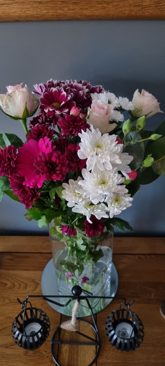 SallyGreen66's tweet photo. When your feeling like shite and low..hubby always knows how to cheer me up ❤️ #covidisshit https://t.co/QI7o9X91lN