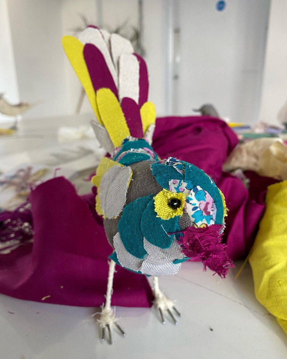 RMSTextiles's tweet photo. It’s the start of the holidays and time for the teachers to learn new skills, Miss Reidie and Mrs Coffey had a wonderful time with the amazing Abigail Brown creating Textile birds @RMSforGirls #textiles #birds #stitch https://t.co/NBvaIfqVB1