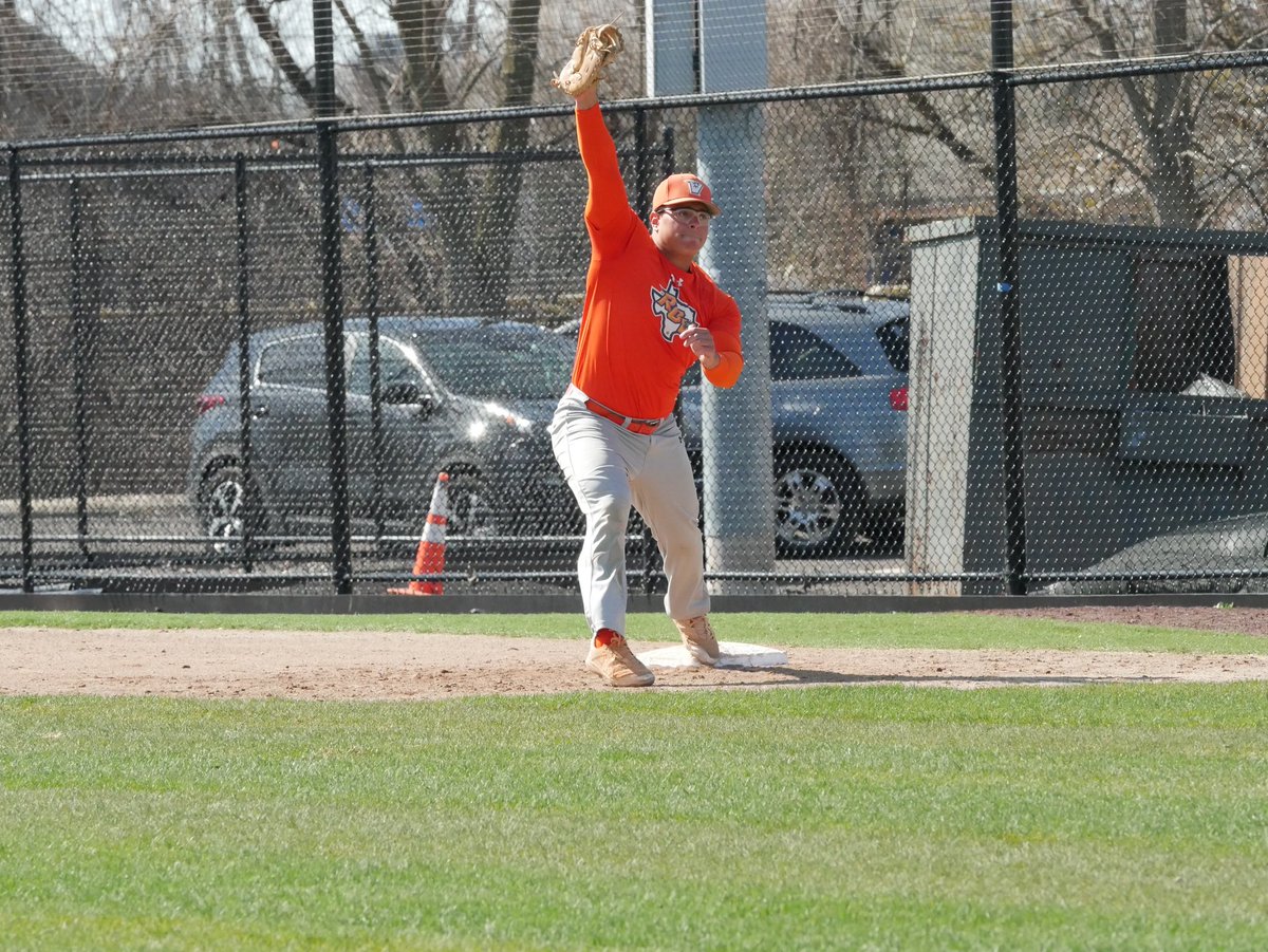 FerryHawks's tweet photo. Some incredible skill sets were shown off during the defensive portion of our open try-out. On to batting practice next! https://t.co/oKvIOtwbYj