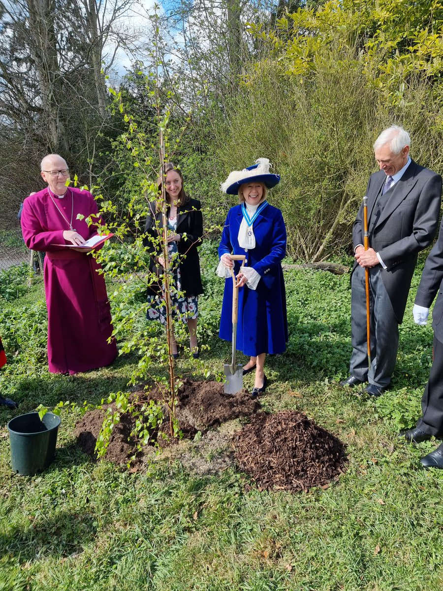 HertsSheriff's tweet photo. After a wonderful service in St Catherine’s Church, Sacombe, where I was officially declared High Sheriff, my first duty was to plant a tree in honour of the Queen’s Platinum Jubilee. I am excited for the year ahead and look forward to meeting many of you on the journey. https://t.co/RBzyyXoUX9