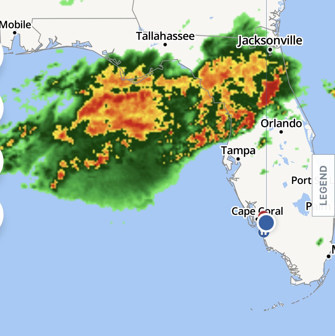 PrincessV213's tweet photo. Please realize there is lots of weather not in #rsw but north of here!! Planes cannot fly thru this causing delays and ground stops and air traffic delays!!!!!! #DeltaAirlines #bringyourpatience #mothernature https://t.co/fo1rVd1Gny