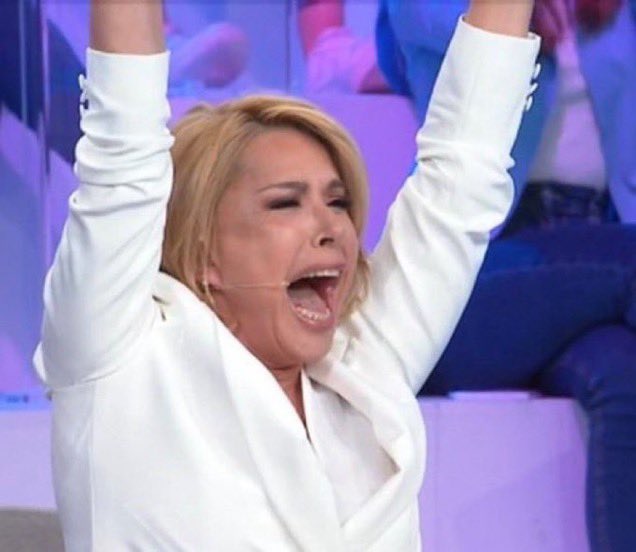 c__auroraa's tweet photo. IL MOMENTO CHE ASPETTAVO TUTTI: LA REAZIONE DELLA CELE A NUNZIO #Amici21 https://t.co/ABmyhqzkMq