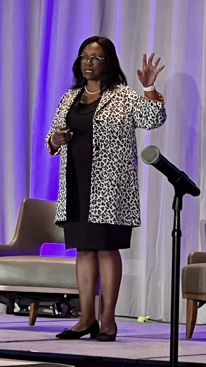 RumorDoc's tweet photo. Dr Grace Wright breaks down the complex involvement of IL-23 in psoriatic arthritis at AWIR San Diego  @AWIRGROUP @Gcwp1035 @gwenesta_melton https://t.co/lK3tU1QRA8