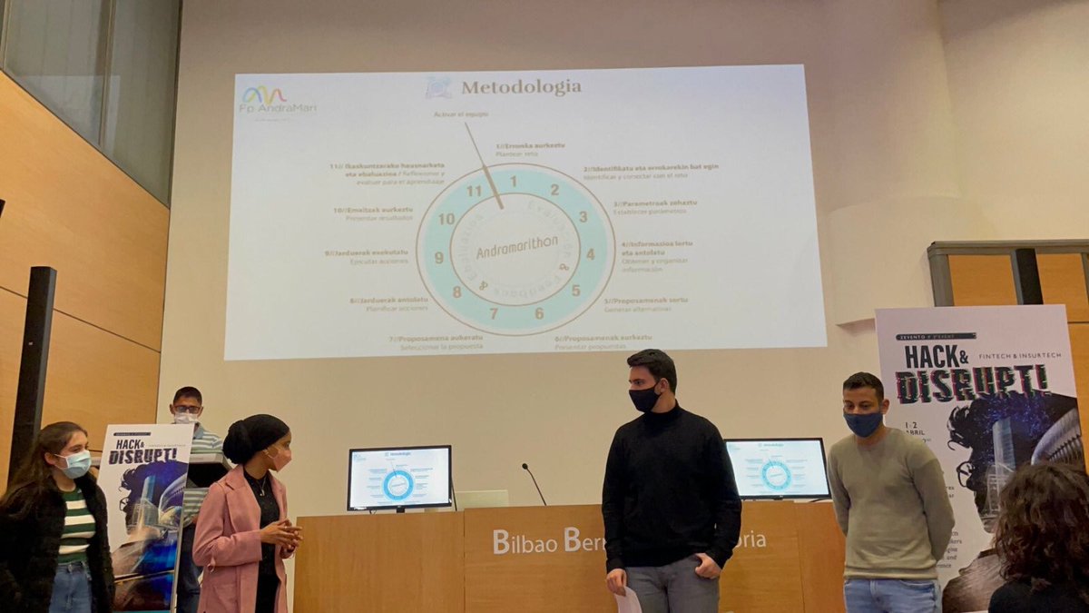 andramarigaldak's tweet photo. #FPAndraMari Alumnado de Telecos y Administrativo, en #Hack&amp;Disrupt con @BbfFintech. Enhorabuena!!!! https://t.co/fhDB232NvO
