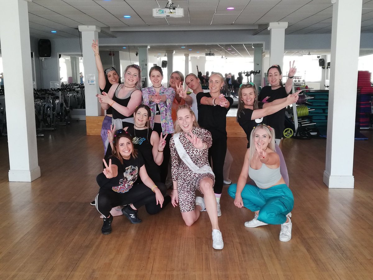 _Erin_H's tweet photo. Did you guess it?
#slamittotheleft #shakeittotheright #spiceupyourlife #spicegirls #hendo #henparty #henpartydance #danceparty #newcastleupontyne #newcastle https://t.co/IOkc2N49Tv