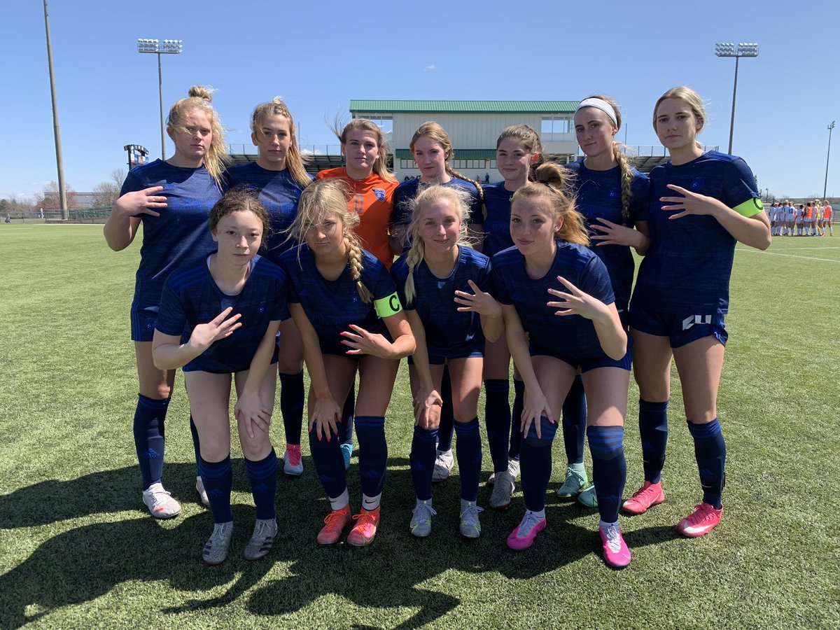 MattTrumpp's tweet photo. Ladies move to 4-0 (2-0) w a 7-1 win over Pembroke Hill. @r_morelan WOTM honors.  Great runs up top.  Rest up and get ready for another one on Tuesday! @aweb9 @andrew_miller21 @ProfEnright @ADButlerOW https://t.co/0CnsmrBpEQ