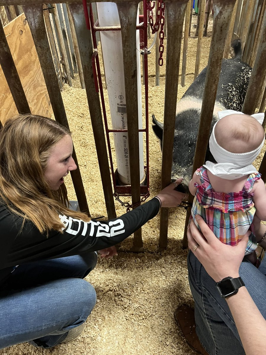 caitvecsey's tweet photo. Boot Scootin’ Baby🤍

@KyleVecsey @Kenleejac @LibbyLaneMusic1 @schmidt0211 https://t.co/BNWUYiOLyH