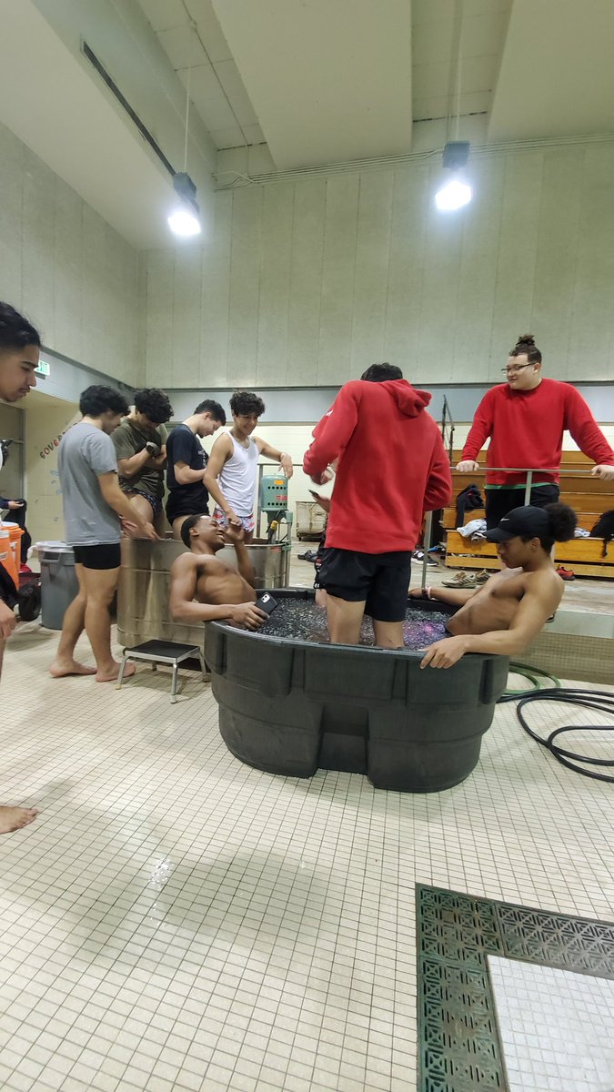 Great Saturday "recovery day" practice.
#MortonTF
#GoGovs