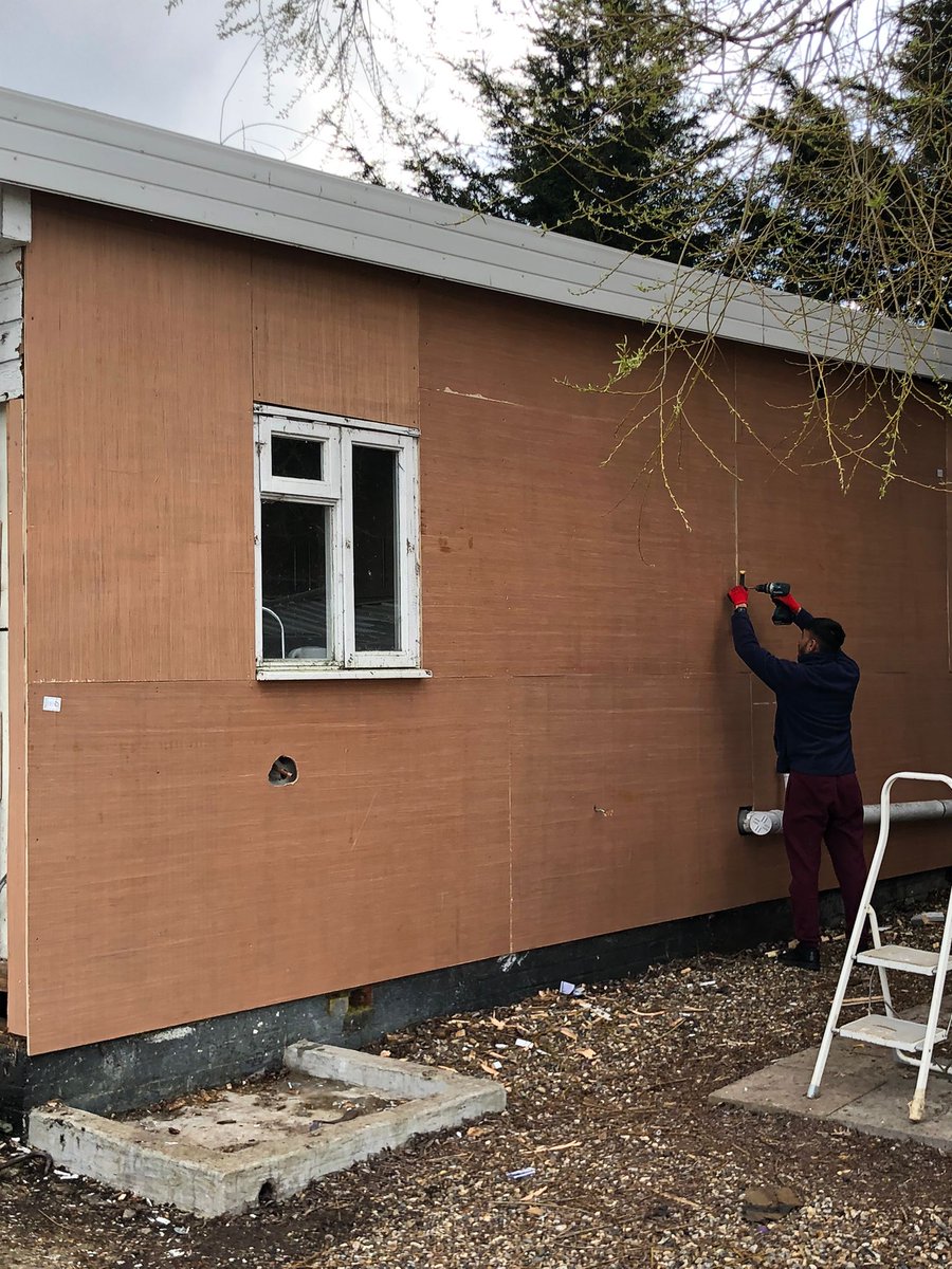 SKLPC_CC's tweet photo. Fantastic work done today by club members, making improvements inside and outside of the pavilion. More of the same tomorrow and next weekend!

#groundprep
#getsetweekend
#sklpccc https://t.co/YYPQ7mLBba