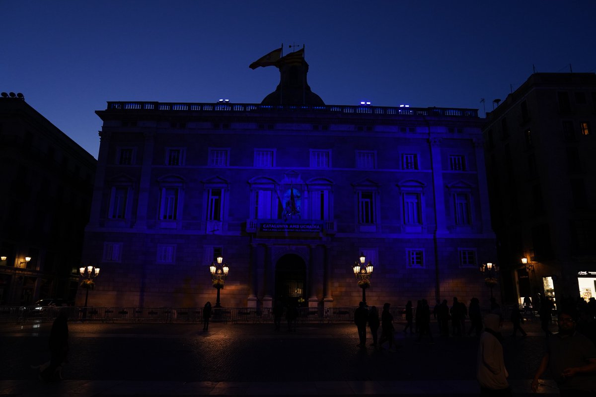 AprenemAutisme's tweet photo. 🔵 Els edificis ja estan il·luminats de blau!
🙌 Gràcies per sumar-vos a la #NitBlava amb motiu del Dia Mundial de Conscienciació sobre l'Autisme.@barcelona_cat , @MuseuMaritim, @gencat
#ConnectatAlBlau #AprenemCadaDia #DiaMundialAutismo #Autisme #NitBlava https://t.co/XPN6lJhwqp