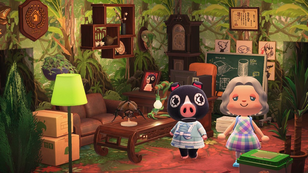anacrossin's tweet photo. agnes came over to see her photo https://t.co/m0LWR45JqU