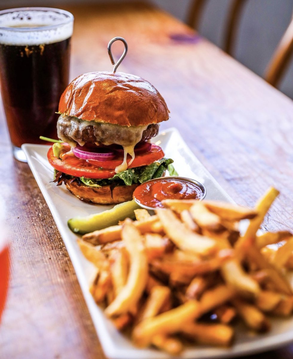 Santa Monica Place tweet media