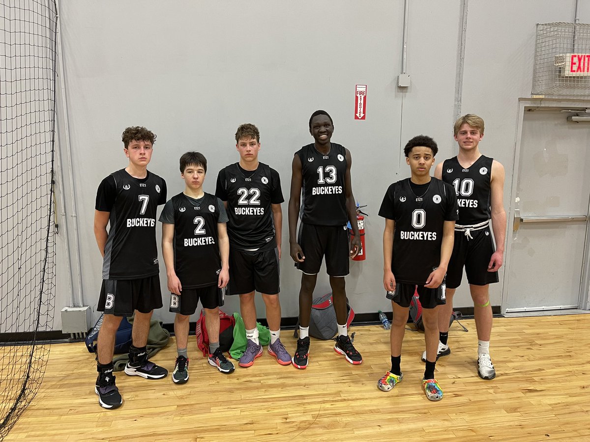 CoachKeizer's tweet photo. These 6 ran out of gas in our 3rd game losing 66-46 to a very good OTP team
@AlexKeizer7 TC 15p/5r 33️⃣s
@CaleCosme BR 12p/2a 
@ryanrunaas2024 MC 7p/4a 
@thonthonbill3 TC 5p/6r
@tassomikroulis LHS 5p/3a 
@sweet_jonny_t TC 2p/5r
@ET21Buckeyes 
#PHGritRegionKickOff https://t.co/XdfoNS1Ubl