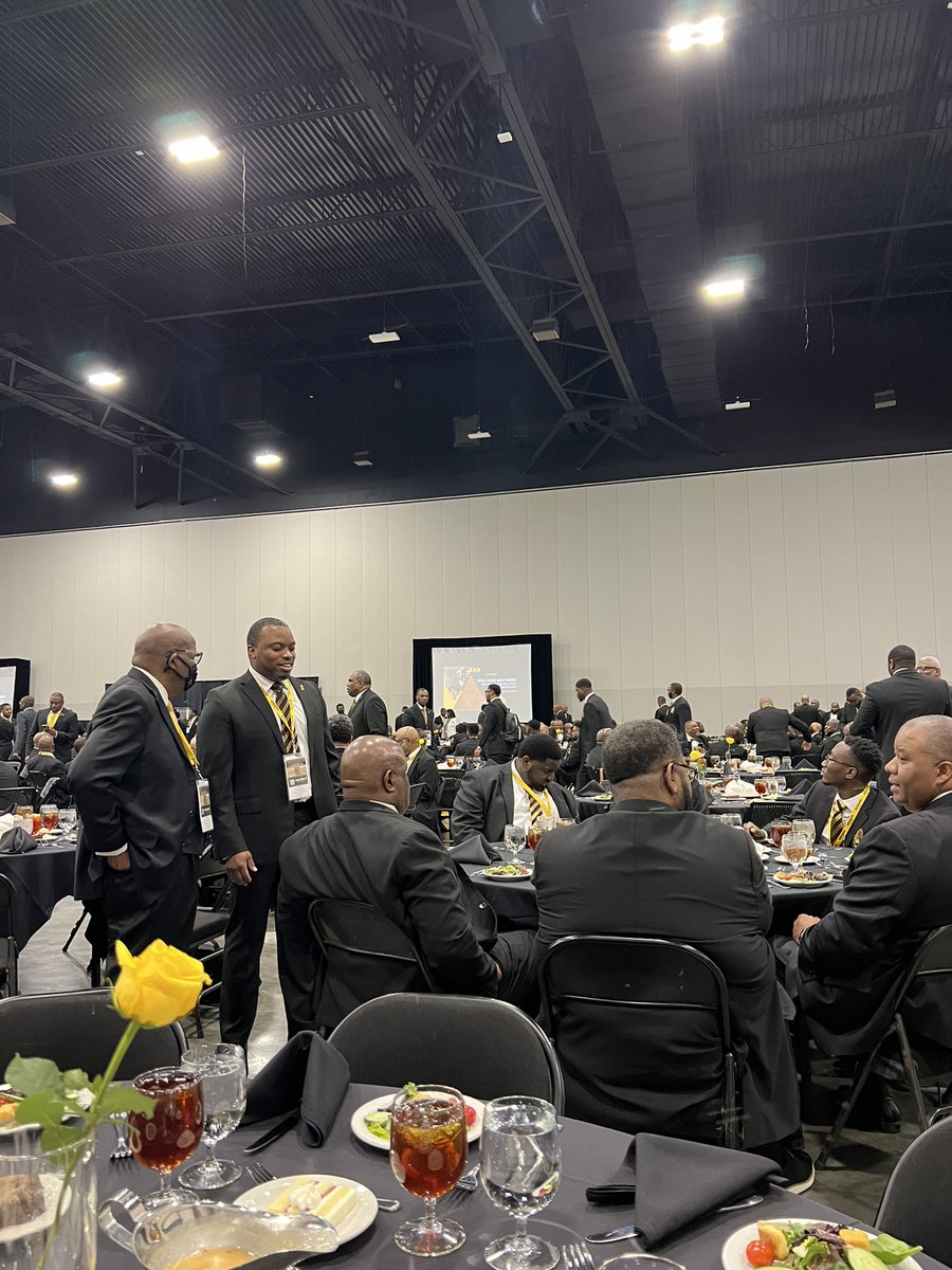 LSparrow1906's tweet photo. Luncheon #SouthernRegion #AlphaSouth #BEST #GetMean https://t.co/7Jv9IwKY6O