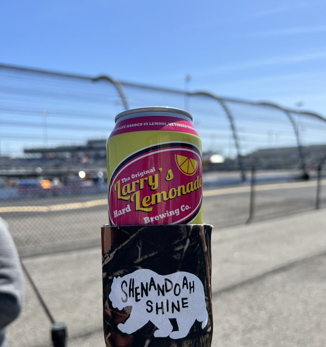 MountainManPod's tweet photo. Free alcohol and free NASCAR. This all started with y’all supporting this podcast. Thank you. https://t.co/KbN3sIxooU