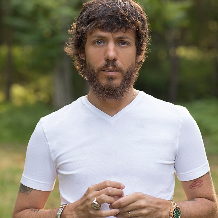 TheCMBeat tweet media