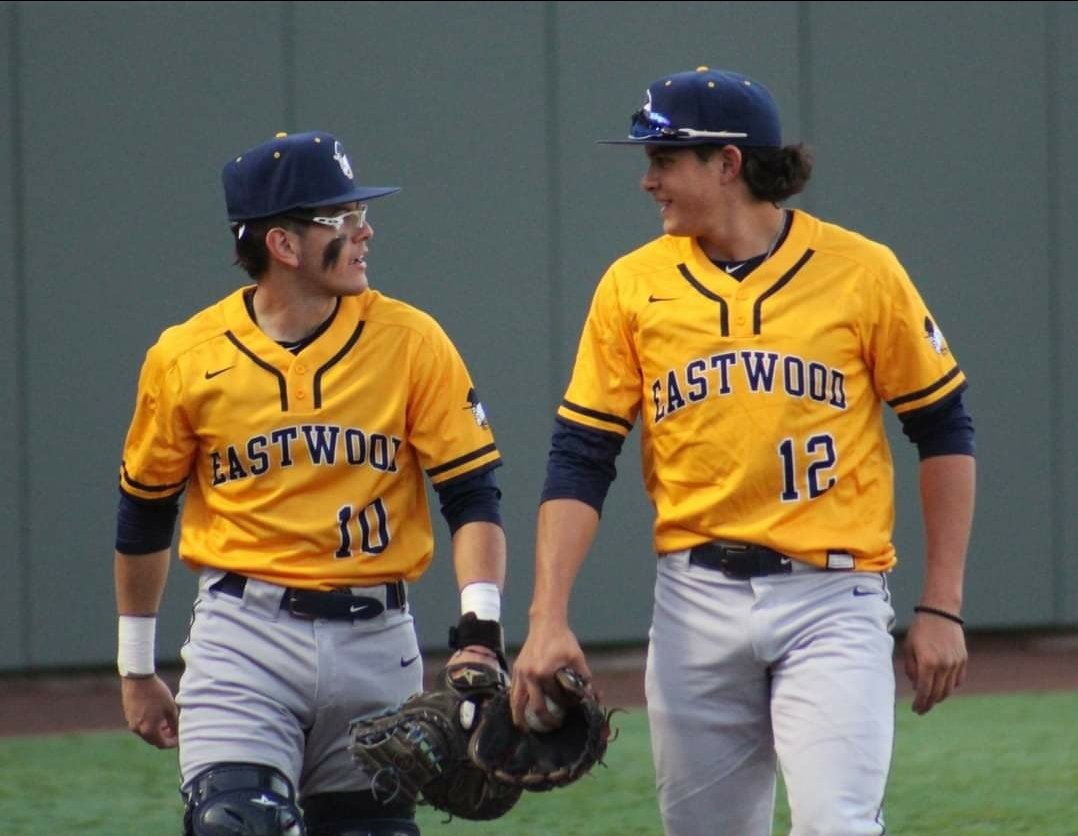 Vic Macias tweet media