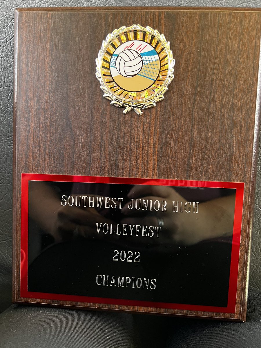 Lady Owls are BACK TO BACK Southwest Volleyfest Tournament CHAMPS! Ended the season 18-0 #undefeated 

Semi-Finals   
(3-1) Shell Knob 
25-12
24-26
16-14

CHAMPIONSHIP 
(2-0)   
25-17
25-18
<a href="/SWCLScores/">SWCL Scores</a>