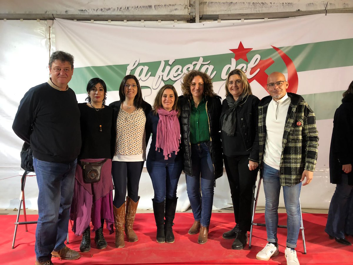 ccooandalucia's tweet photo. 🔻#FiestaPCA2022 | ❗Hoy hemos participado en la Fiesta del @pcandalucia.
📣@nurialomar ha intervenido en la charla "La reforma laboral y otros avances", junto a @Ernesto_Alba, @mc_castilla, @ma_bustamante84 y Emma Rodríguez.
👏Un placer compartir este lugar de encuentro https://t.co/Kc2qyf3B1G