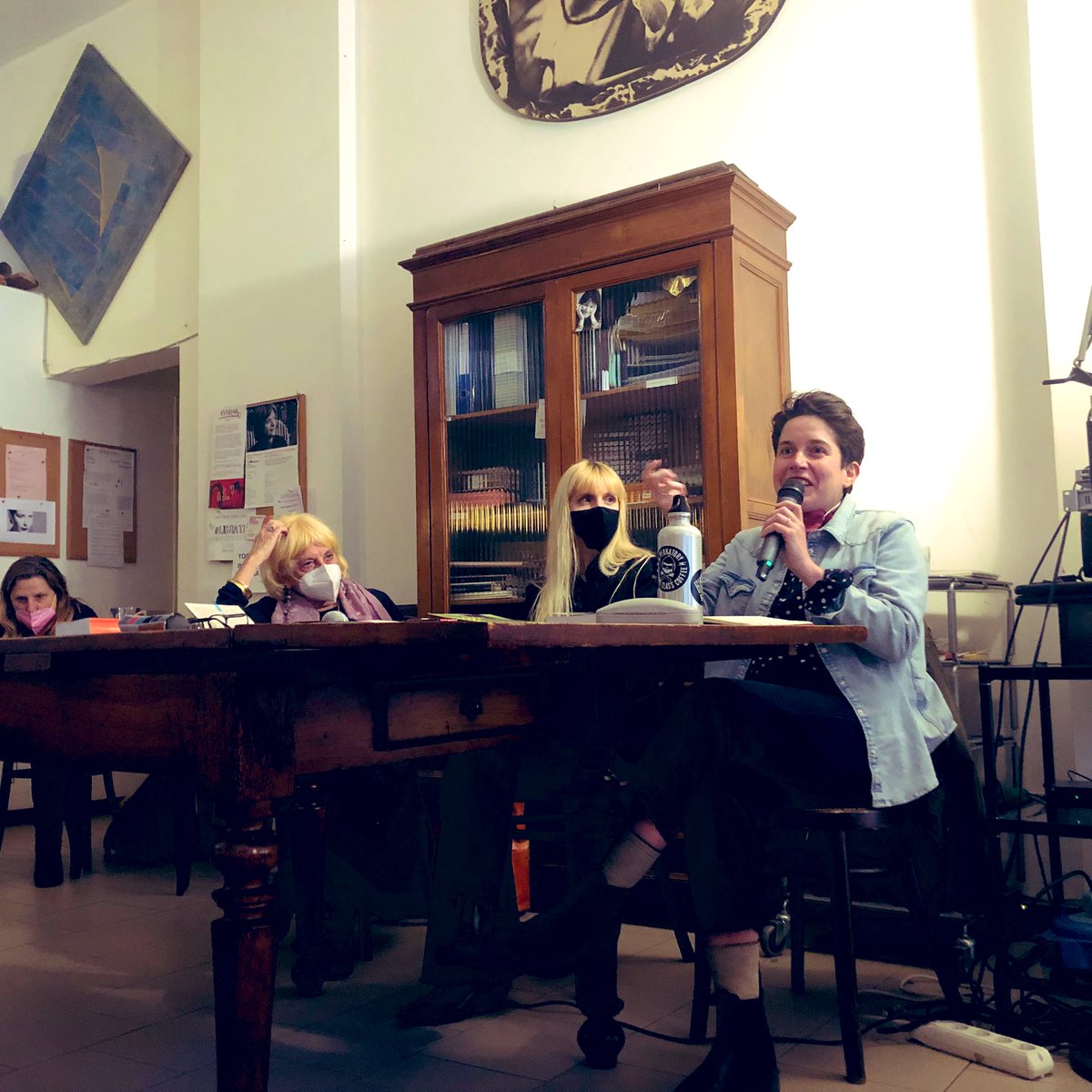 Oggi in Libreria: Autoritratto. Self-portrait di Carla Lonzi, tradotto da Allison Grimaldi Donahue, Divided Publishing, 2021.