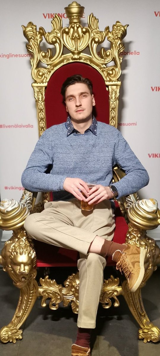 Onnittelut KING!! <a href="/blomster999/">Blomster</a>