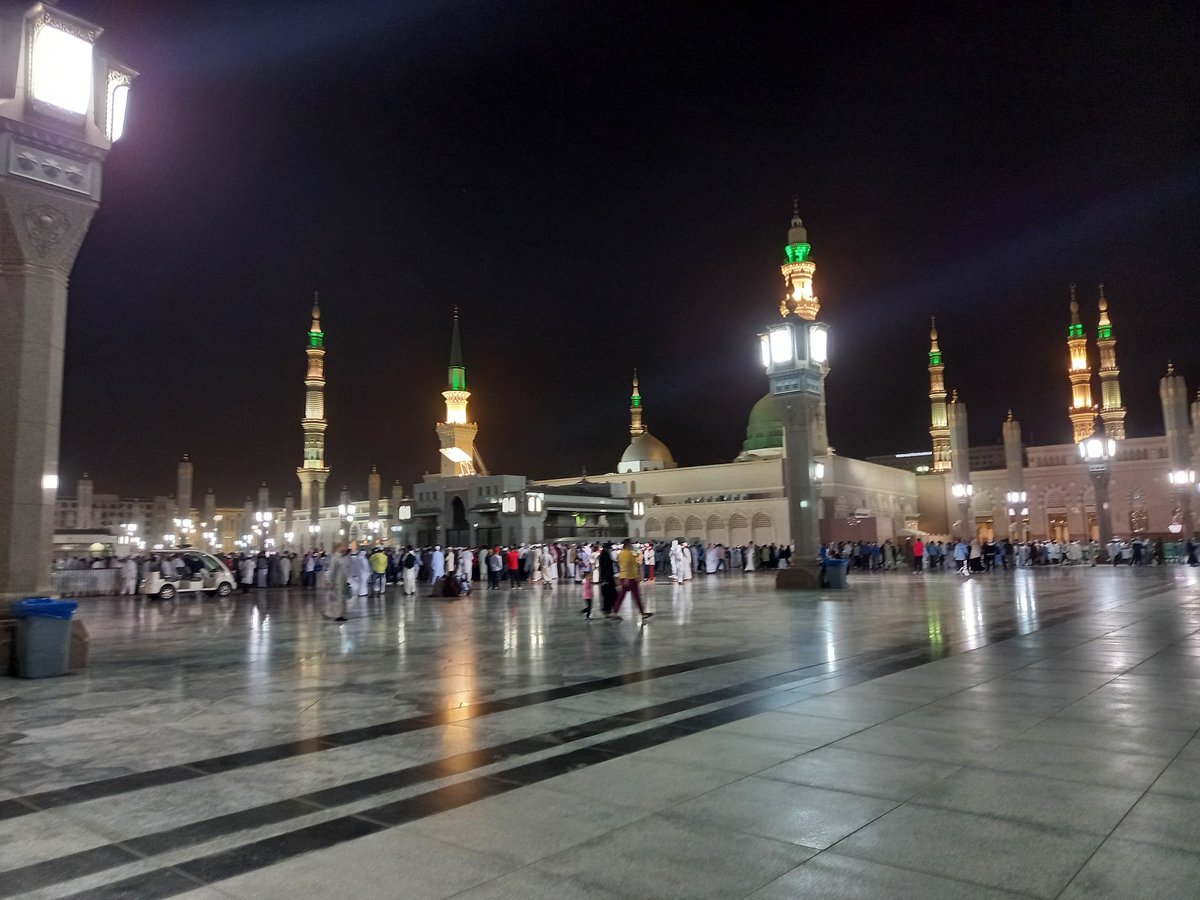 aya_alkarmi's tweet photo. لبّـيـك اللَّـهُـمَّ لبّـيـك 🤍🕋🕌🖤 https://t.co/N6b06sPbFA