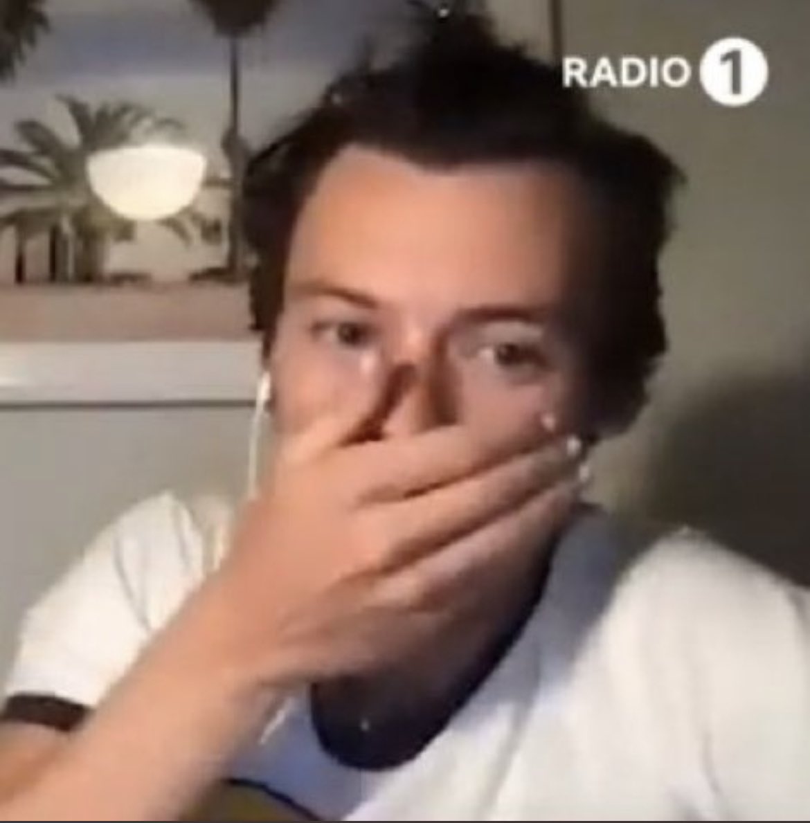 hammyshouse's tweet photo. me when harry said his own name in ‘as it was’ https://t.co/ymmjGKmCog