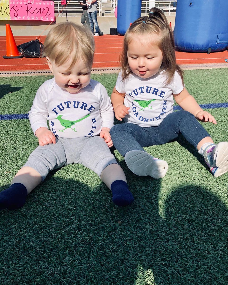 MrsHarrisRES's tweet photo. Kacie’s Run was a great way to start our day today! Loved getting to support our district’s special Olympics with the BEST team! Enjoyed bringing our future roadrunners along as well! @CFBISD @DrChapmanCFBISD @RosemeadeSoars @PrincipalLG https://t.co/Aq3pO1sFhY