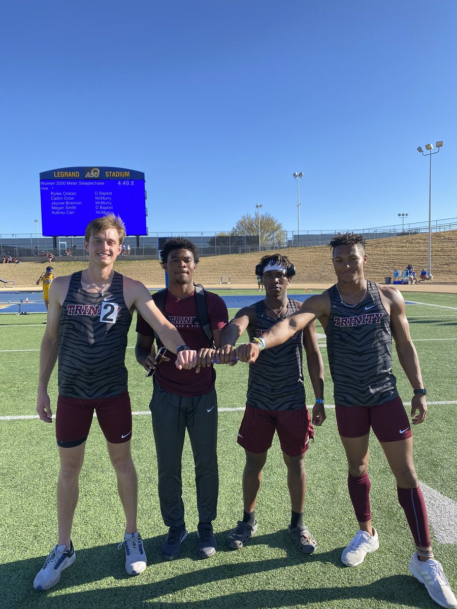 Brainey11_'s tweet photo. Fastest 4x1 inna Nation for D3🥱 
.01 off the school record🔥 https://t.co/e90G8Vrj1J