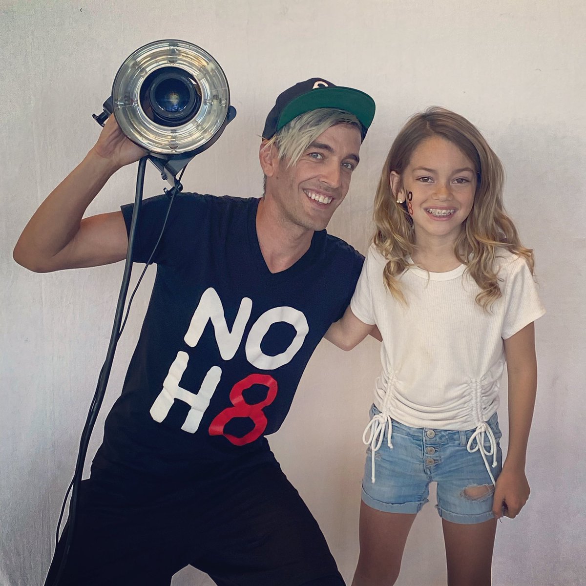 fromRytoRylee's tweet photo. @bouska @JeffParshley @NOH8Campaign So great seeing you both again!  Can’t wait for the picture ❤️🏳️‍⚧️❤️ https://t.co/gem4MWCO78