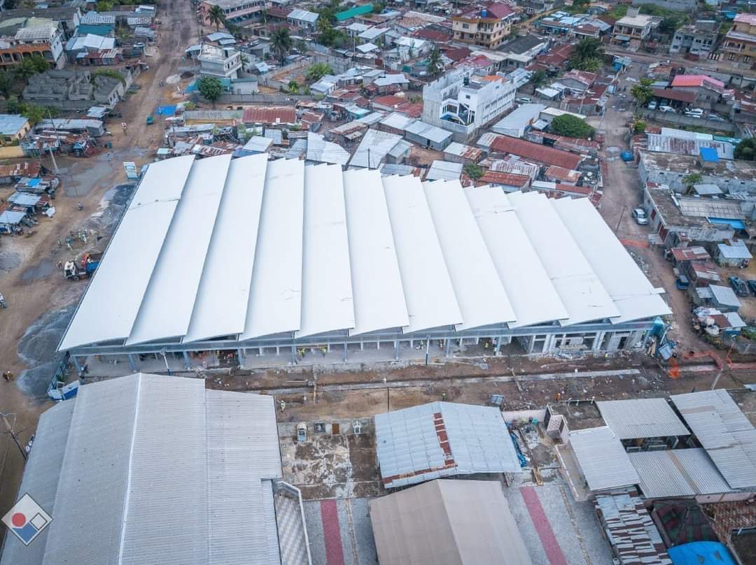 actualites229's tweet photo. 🇧🇯 Un aperçu des marchés en construction en ce moment à Tokplegbé, Akpakpa Pk3, AGLA Hlazounto, Midombo, Gbegamey et à Menontin. #Actualités229 https://t.co/FaHslDKZyW