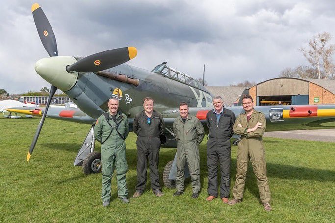MattCook1942's tweet photo. This is what I call a heavy metal concert..
What a great day with these legends 👍 @HurricaneR4118  https://t.co/bKs2Z0egfl https://t.co/aQOBerxe4s