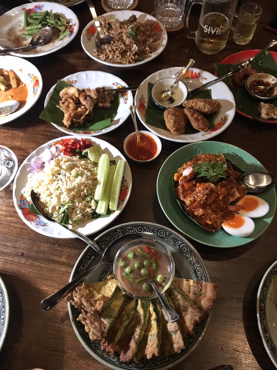 commecestbon's tweet photo. Get together at #SriTrat. กินข้าวสังสรรค์ก๊วน gossip ลงเอยที่ร้าน #ศรีตราด #อาหารไทยโบราณภาคตะวันออก บรรยากาศดีงาม อาหารถูกปากด้วยรสชาติไทยแท้ 

#Thaicuisine #อาหารไทย #commecestbon #dinewinestyle #กอมเซต์บง #กินดื่มเที่ยว #สายกิน #foodies #delicious #อร่อย #goodtimewithfriends https://t.co/OihUfrlNIV