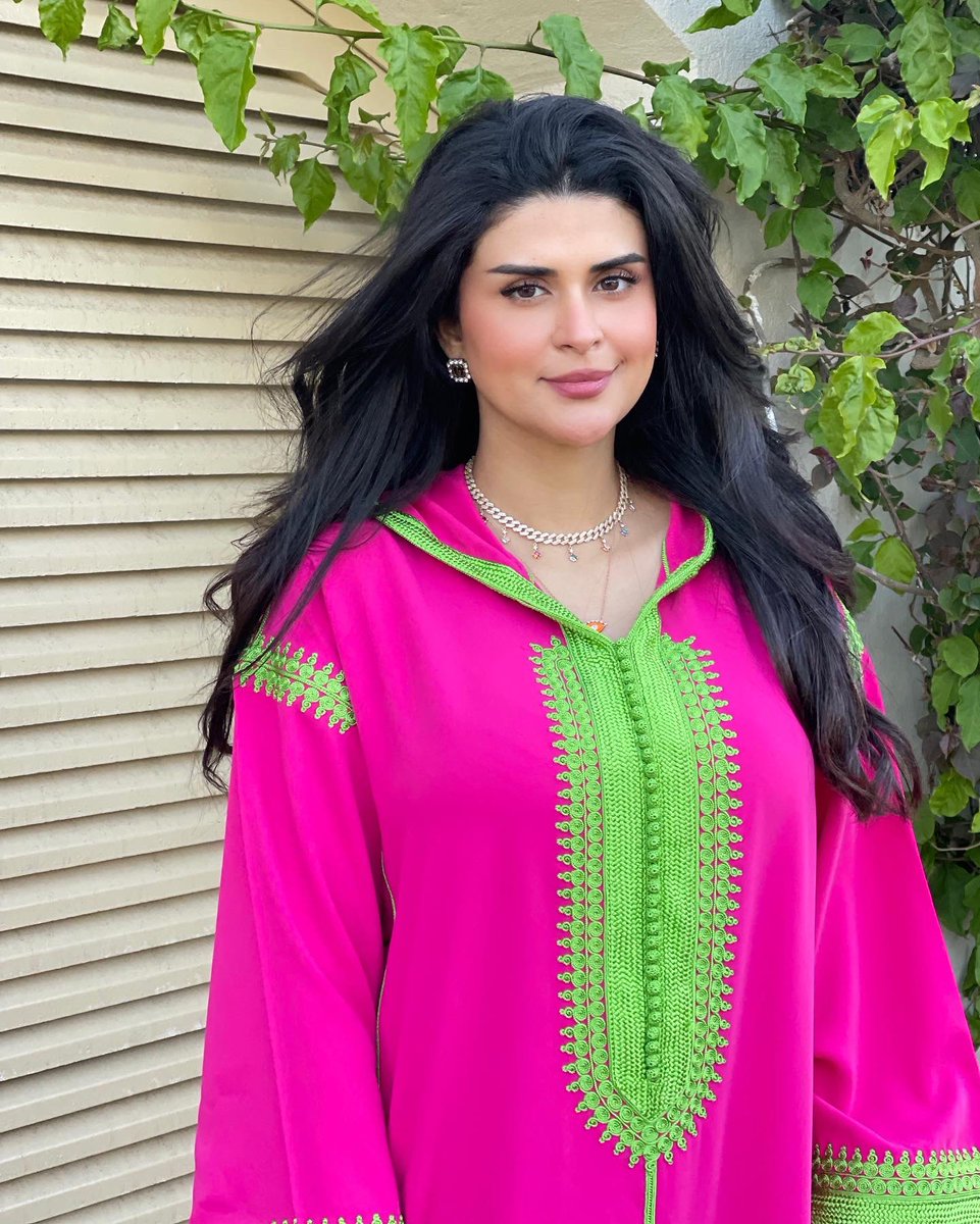 SalmaRach's tweet photo. حبايبي مبروك عواشركم 💚رمضان كريم وكل عام وانتم بالف خير💞 🌙 https://t.co/nhOSN9m24C