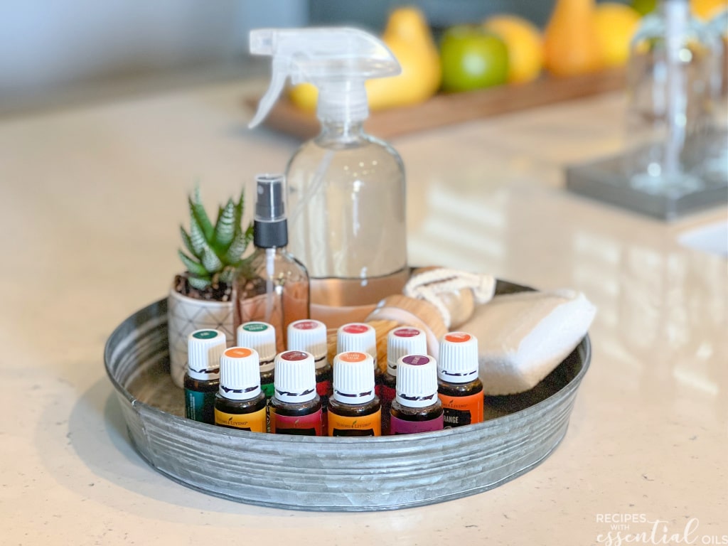 NightWellness's tweet photo. Top 10 Best Essential Oils for Cleaning https://t.co/lgVtQA18JW https://t.co/AOlNMvwFHD