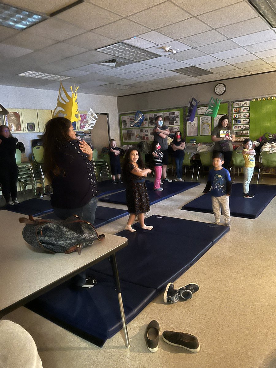 Family Fitness Night! Thanks to all that came out to support! <a href="/erwannwilson/">Erwann Wilson</a> <a href="/BangElementary/">Bang Elementary</a> <a href="/gracesimonmusic/">Grace Simon</a>