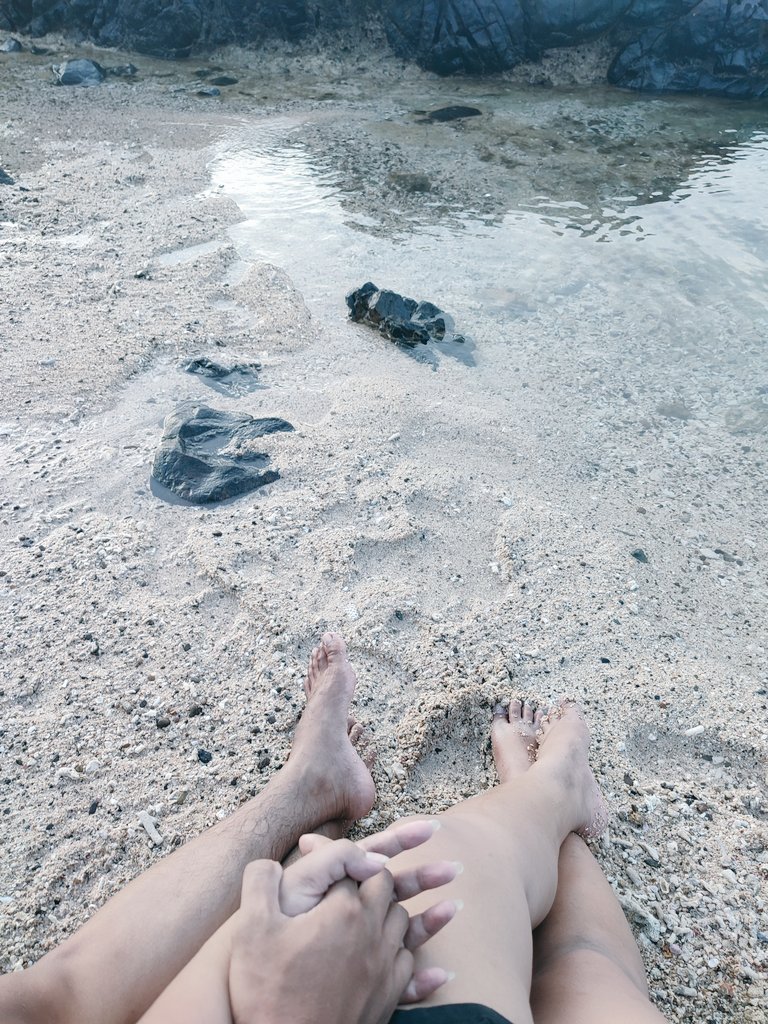 nicknacks02's tweet photo. 🌊👩‍❤️‍👨 @OnnieChan14 https://t.co/norCnDgtMU