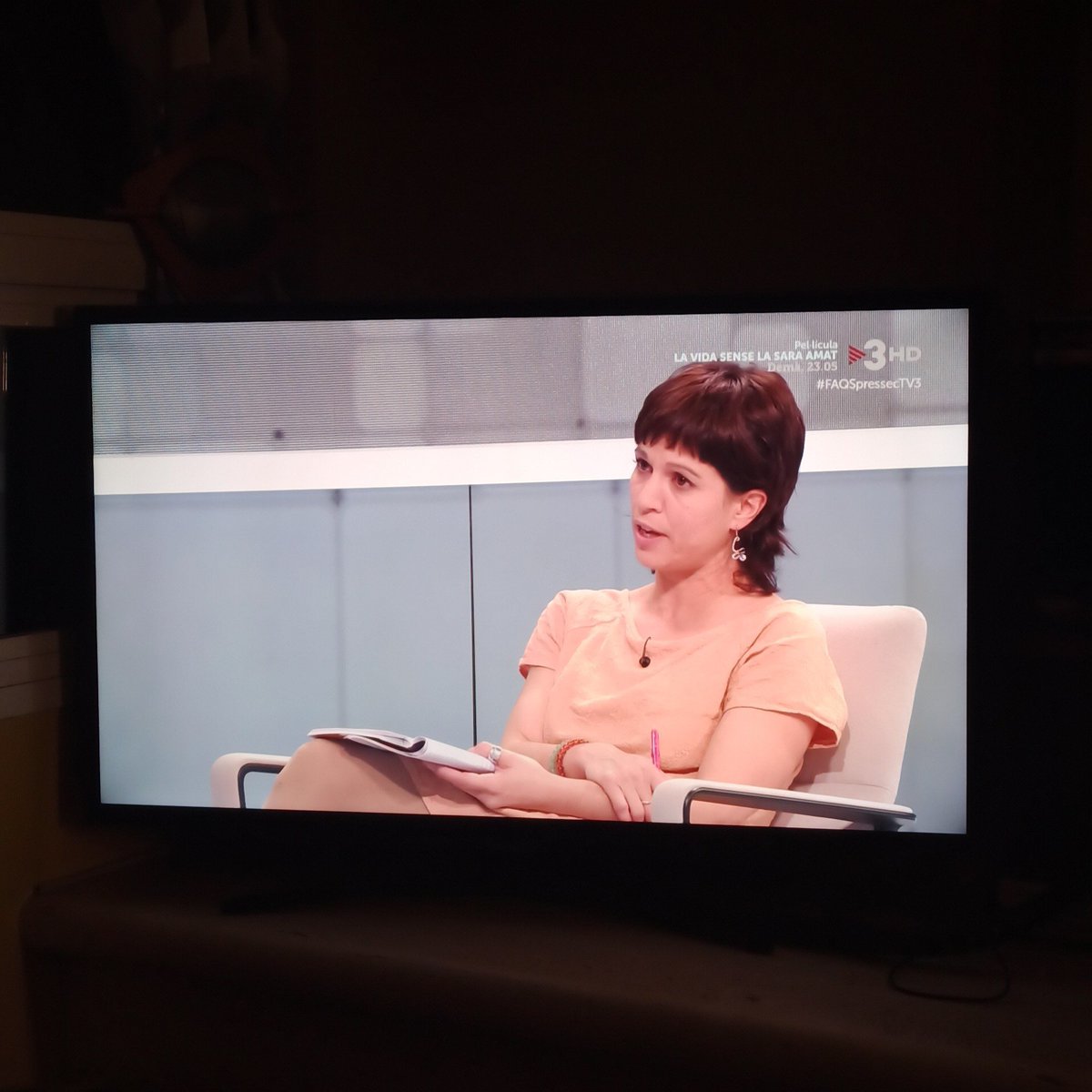 Adalfe_'s tweet photo. LOL, que encara conviden a la Talegon al FAQS #FAQSpressecTV3 https://t.co/plsyxcaCqT