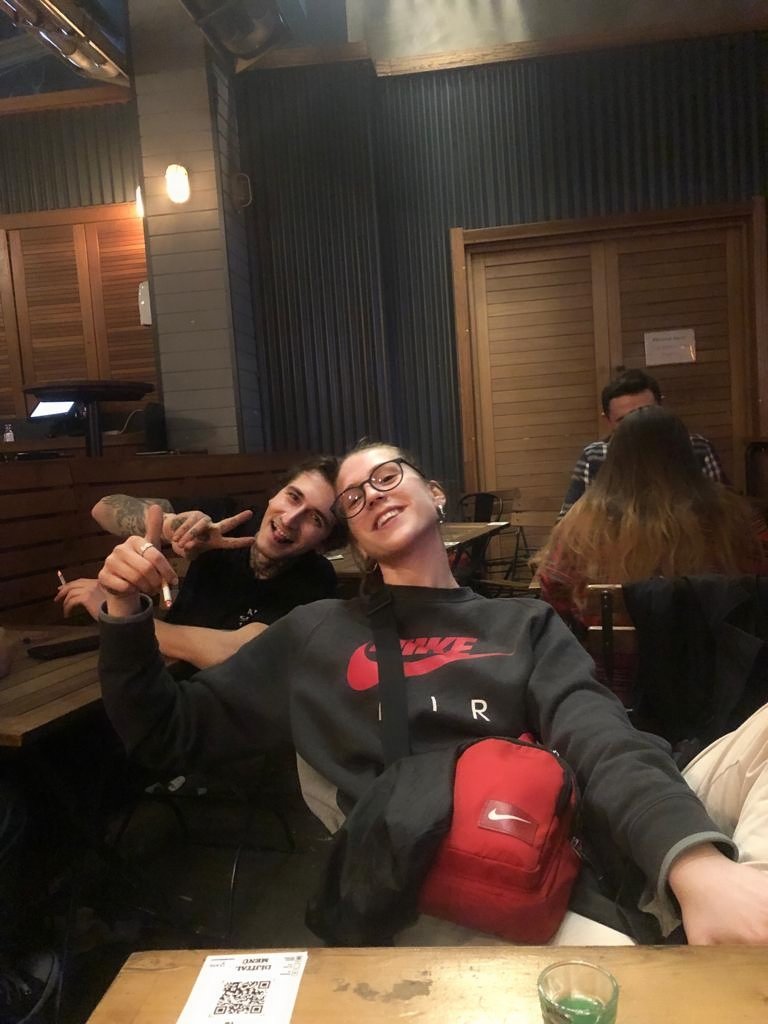 Arkadaki arkadaş fotoğrafa dahil olmak istedi🤓
Gerekeni yaptık👍🏼