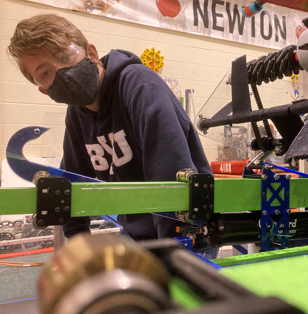 FRC4188's tweet photo. A #SeniorSpotlight on #NoahC -- third year member of the #design team, and future student at @BYU . We know we can trust Noah and the rest of the #pitcrew on strengthening our robot. https://t.co/xJWJ9s7n6h