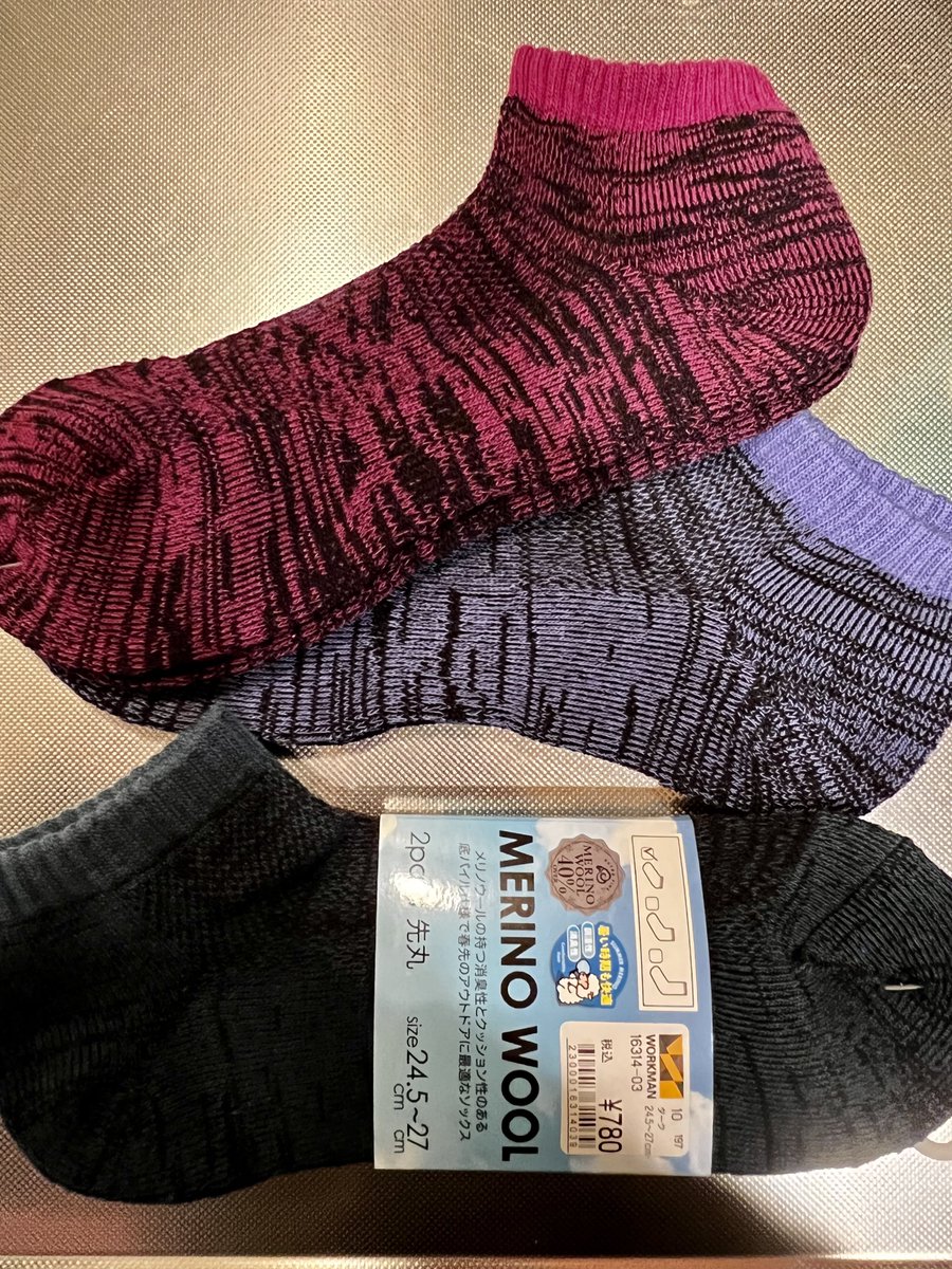 H_itoki30D5C8's tweet photo. ワークマンの靴下クオリティーに惚れてリピーター😊🧦#MERINO_WOOL https://t.co/thYM9rPwAA