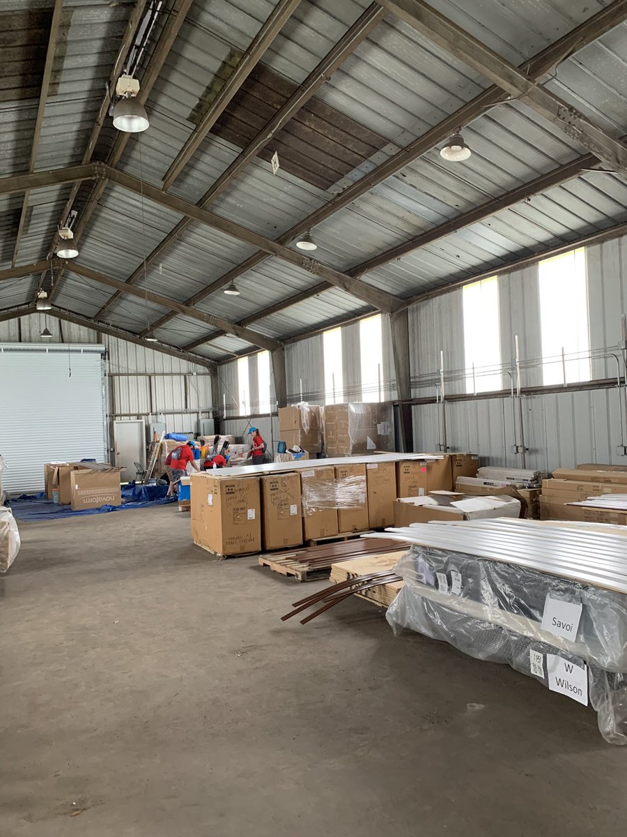 Lamar_Omegas's tweet image. The Brothers of The Upsilon Theta Chapter would like to thank @lu_bigevent for giving us the opportunity to participate in their annual community service events. This year, da bruhz got to organize warehouse items, furniture, industrial tools &amp;amp; building material ‼️#LUBigEvent