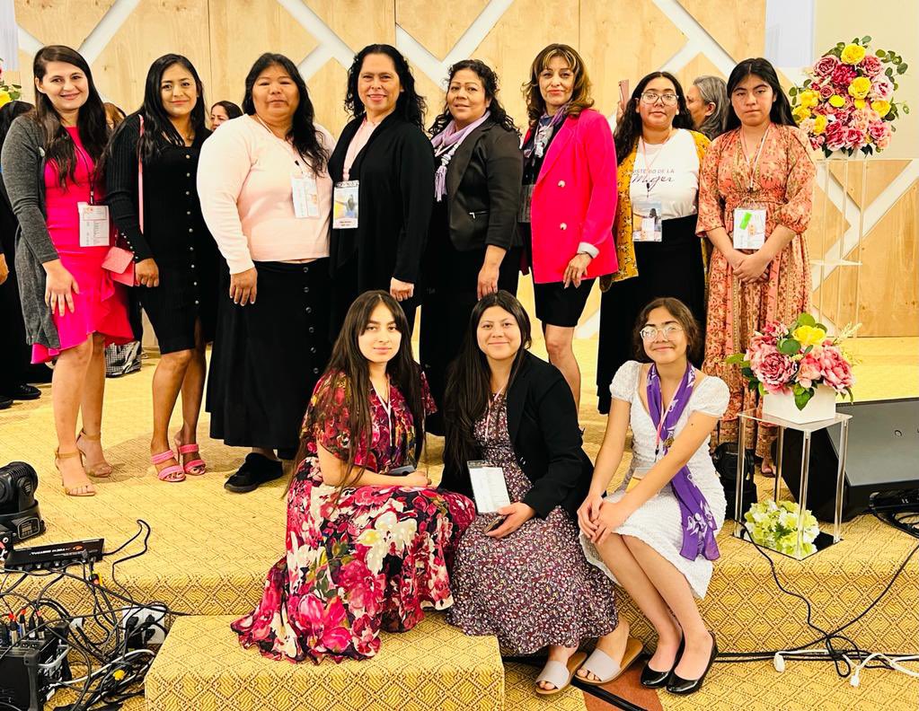 bellyjeff's tweet photo. #Azconference retiro de damas y representantes #distritoNortePhoenix con poder !!! Gracias negrita @belljeffybelie por tu liderazgo!!! 🙌🏼👍🏻🙏🏼 https://t.co/5ciExAbCKY