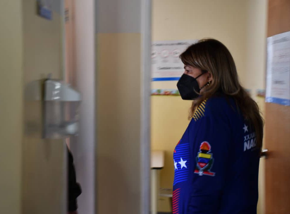 _LaAvanzadora's tweet photo. En compañía del Gob. @JEHYSONGUZMAN inspeccionamos un área del Hospital Universitario de #Mérida, municipio Libertador, como posible nueva sede del @IpasmeOficial en este estado.

@NicolasMaduro
@MPPEDUCACION https://t.co/ROtTXat7Ic