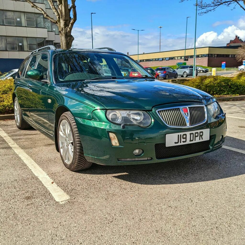 GPMcA's tweet photo. Jus' parked up in the sunshine... #Rover75 #BritishRacingGreen #SunnySaturday #Tourer https://t.co/oYEkmNNQ4p https://t.co/Jmc72xNVBC