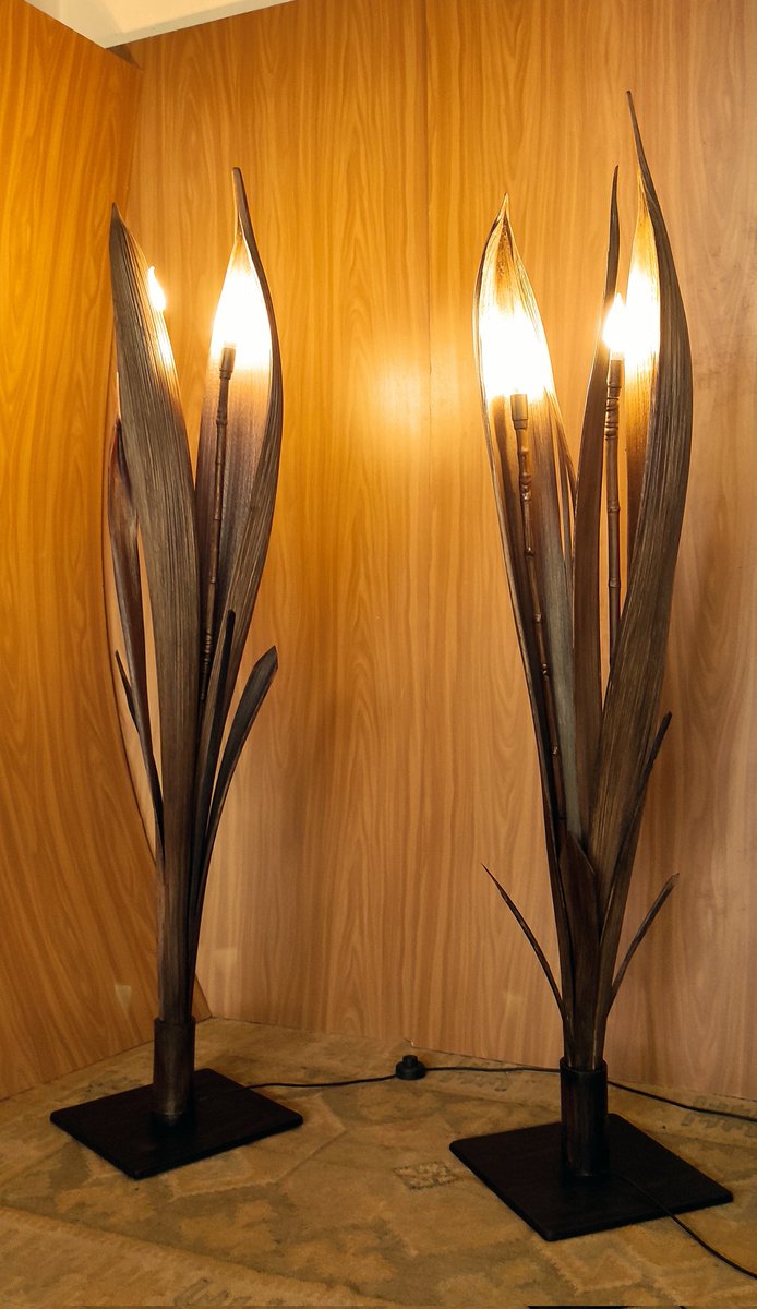 Ecocus_Piantane's tweet photo. È La cura dei particolari
 che fa la differenza
#Ecocus
La natura in casa vostra 
#lampadeartigianali #lampadedesign 
Lampade Piantane Ecocus
Modello Twings
Colore noce e wengè
  2 luci led #lampade #piantane #design #arredo #arredamento #arredamentomoderno #interiordesign #relax https://t.co/BxmnT1gQal